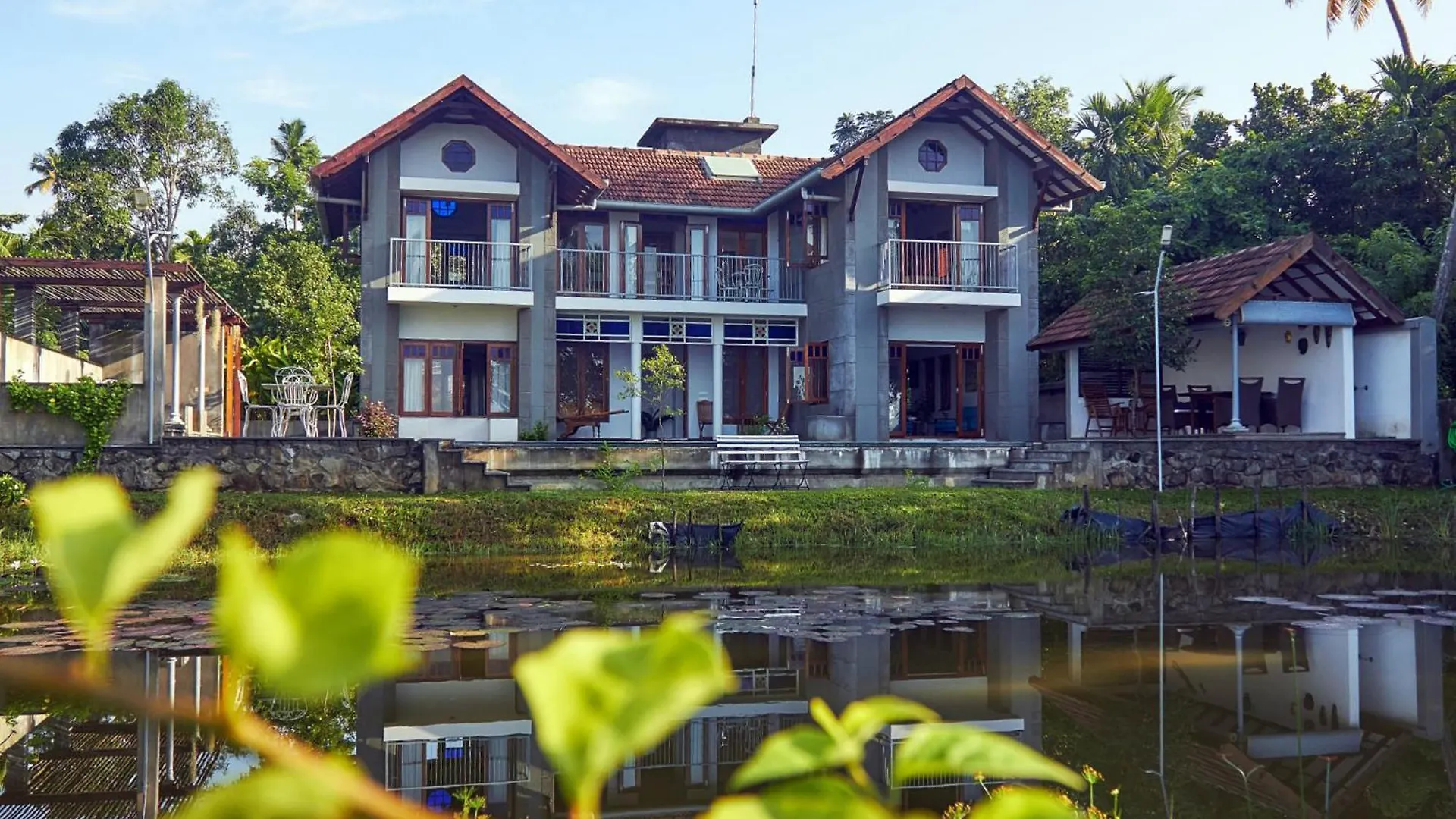 Hibiscus Earth - A Cgh Earth Saha Experience Villa Alappuzha