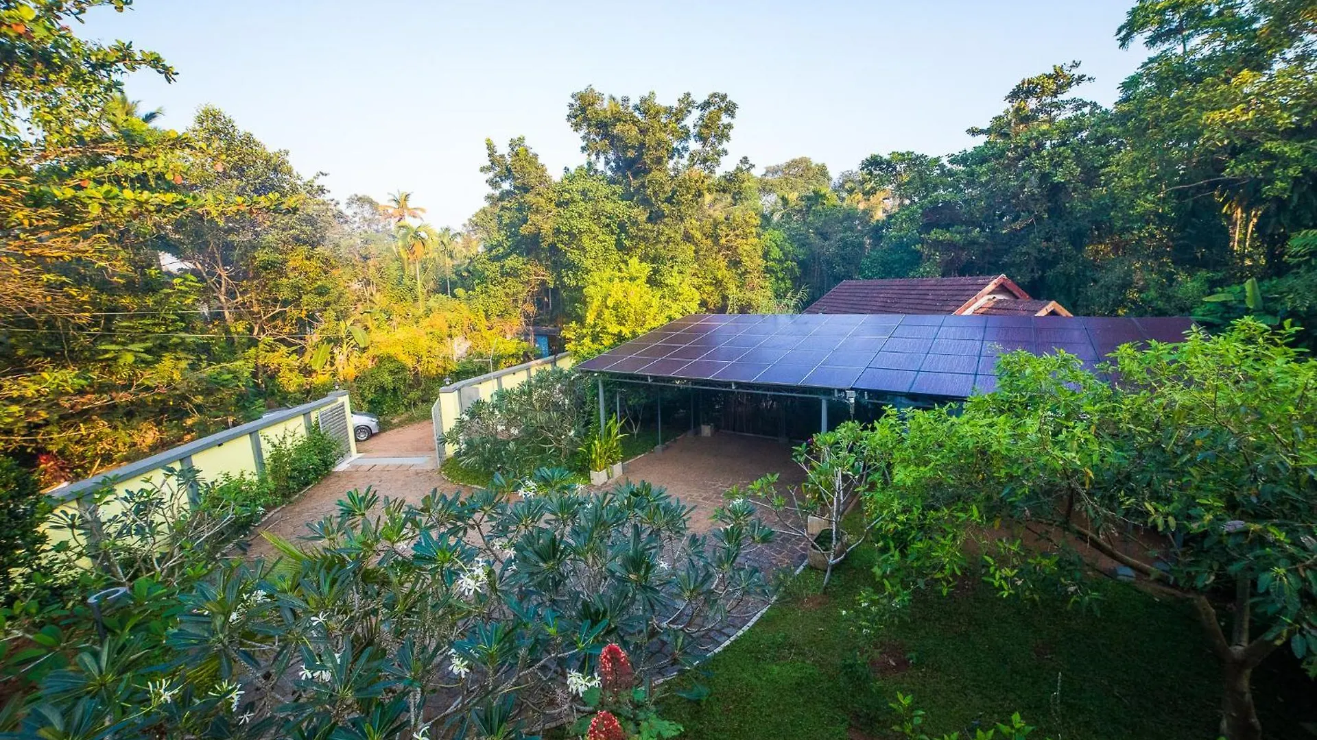 Hibiscus Earth - A Cgh Earth Saha Experience Villa Alappuzha